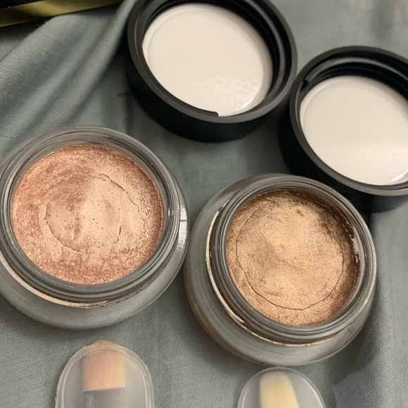 👀sold out everywhere👀Chanel longwear cream eyeshadow 804 & 802 - Picture 7 of 10